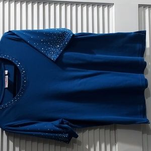 A Quacker Factory Top